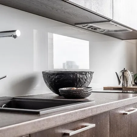 Apartment Modern Near Panorama Mall *