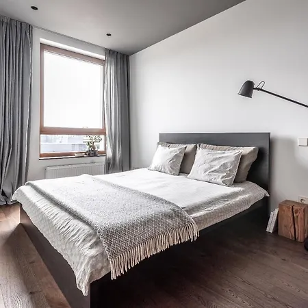 Apartment Modern Near Panorama Mall *